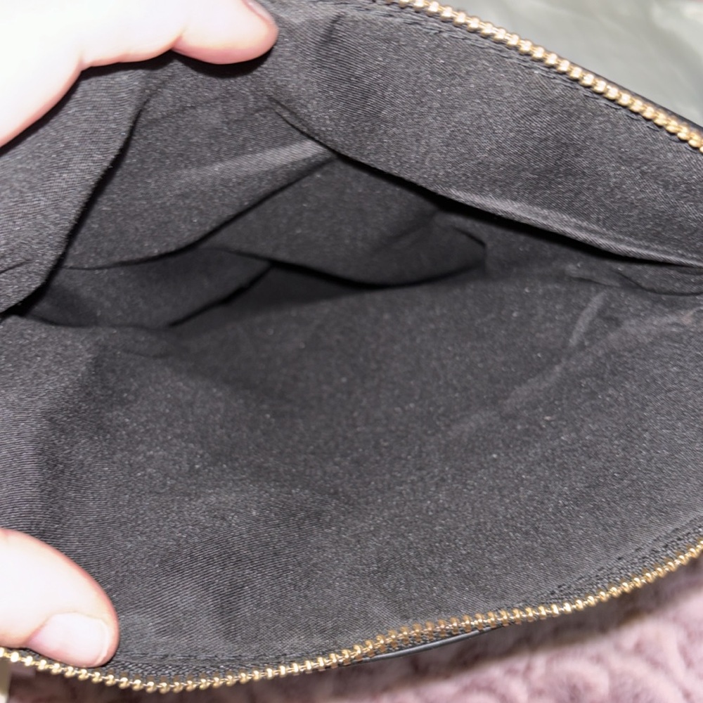 Ellen Tracy Crossbody - Picture 8 of 13